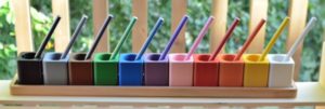 Pots à crayons pour formes à dessin Montessori